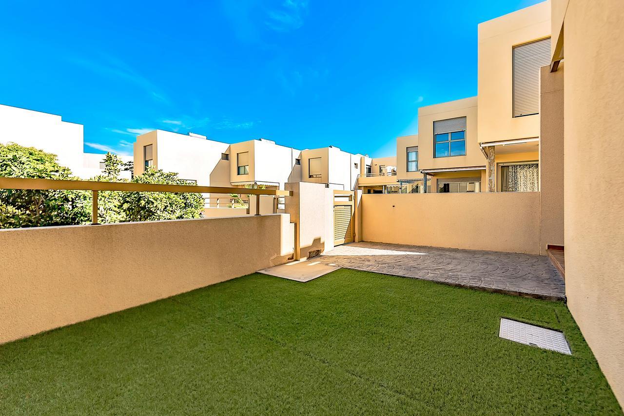Апартаменты Family Townhouse Ла-Техита Экстерьер фото