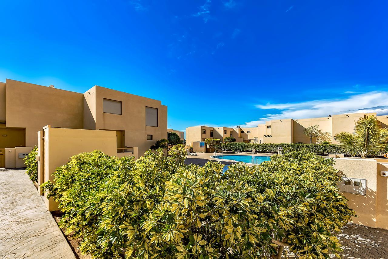 Апартаменты Family Townhouse Ла-Техита Экстерьер фото